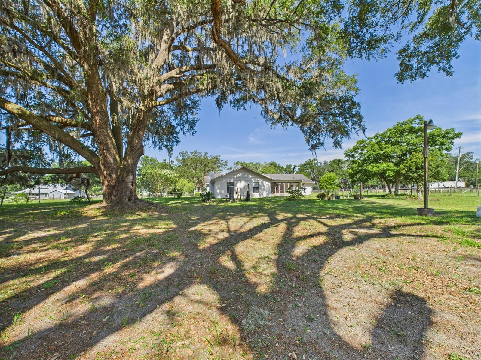 Image 82 of 100 For 14191 25th Avenue