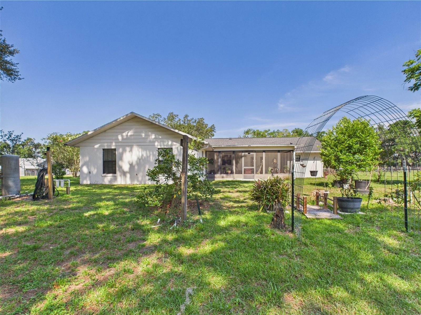 Image 84 of 100 For 14191 25th Avenue