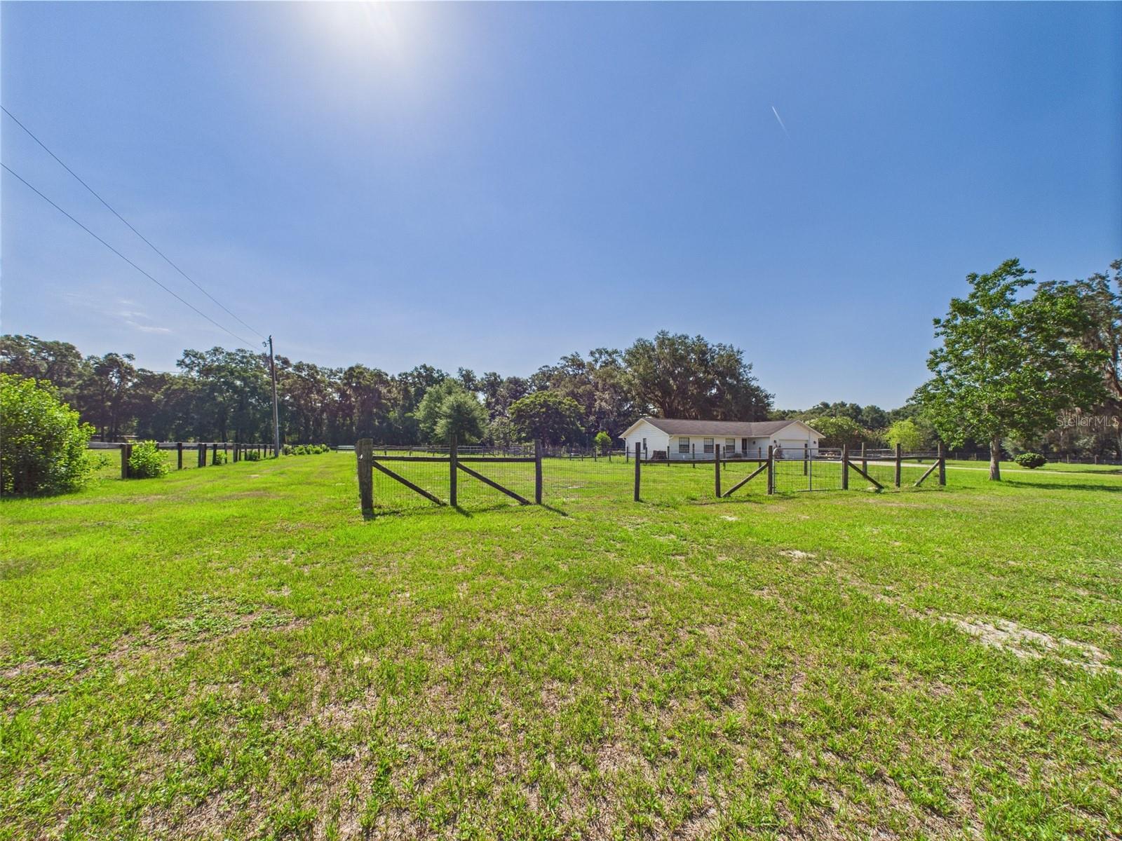 Image 94 of 100 For 14191 25th Avenue
