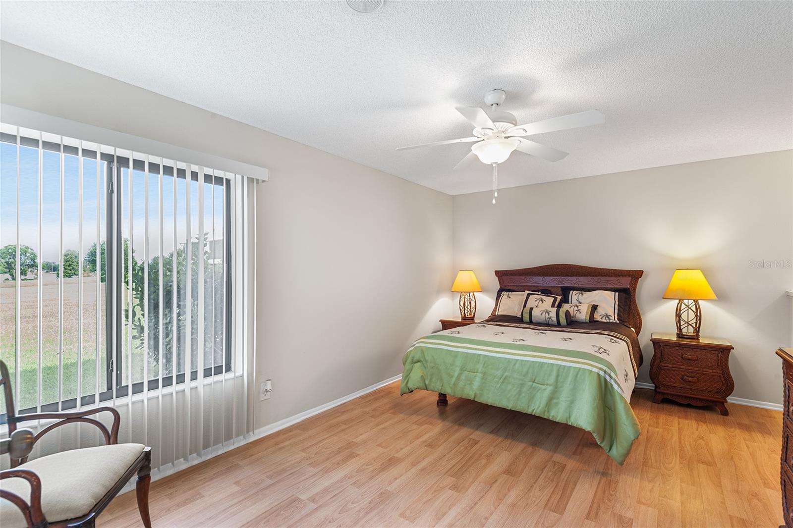 Image 9 of 22 For 703 Magnolia Place 703