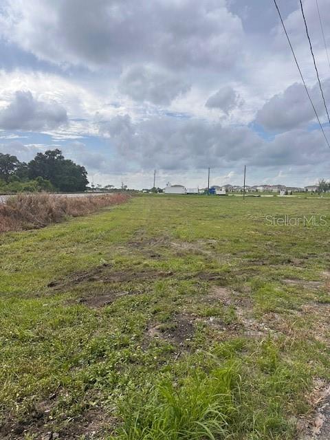 Listing photo id 2 for 1100 Eloise Loop Road