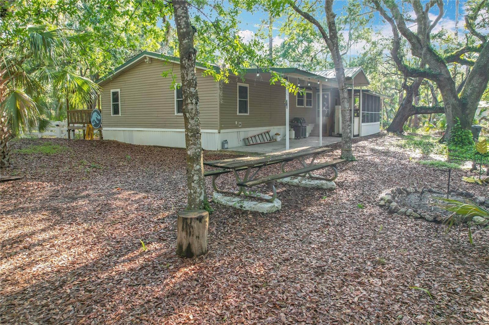 Image 4 of 43 For 10601 Fort Gardner Road