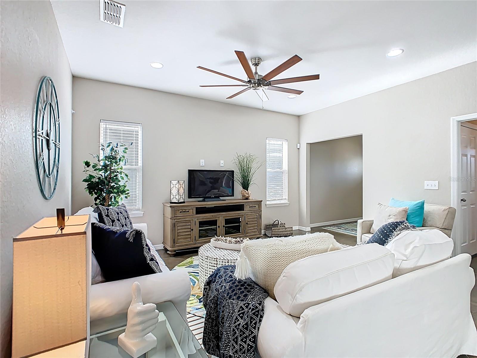 Image 10 of 56 For 481 Kensington View Drive