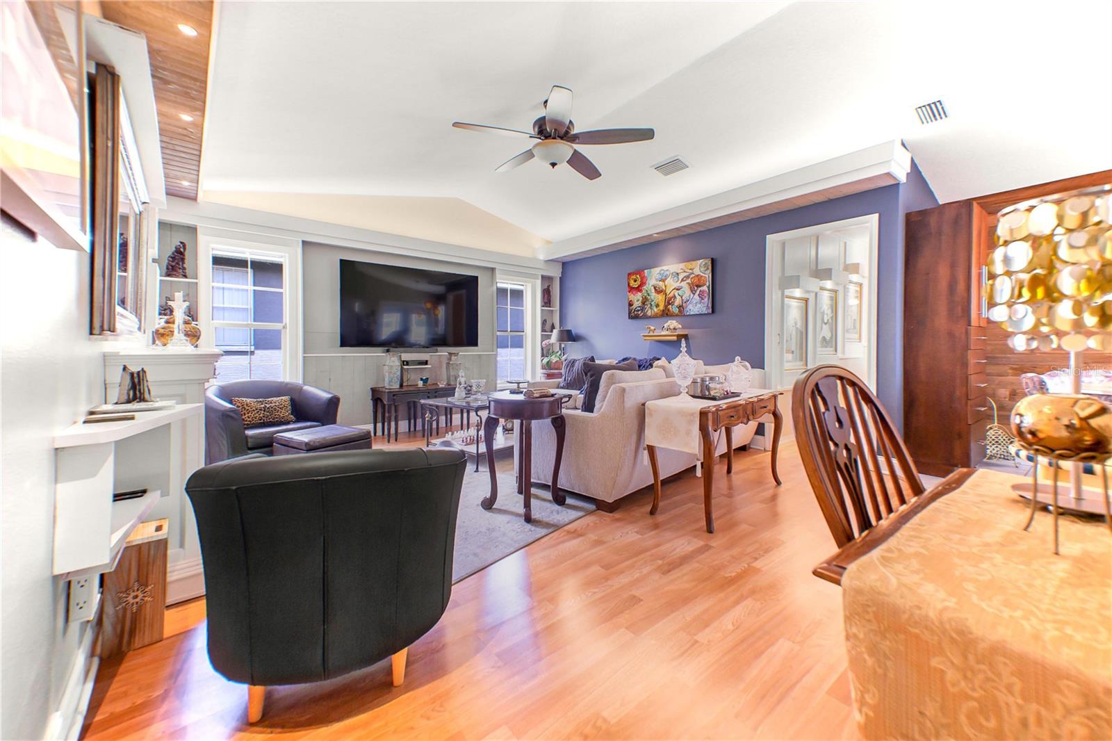 Image 10 of 47 For 114 Belmont Drive