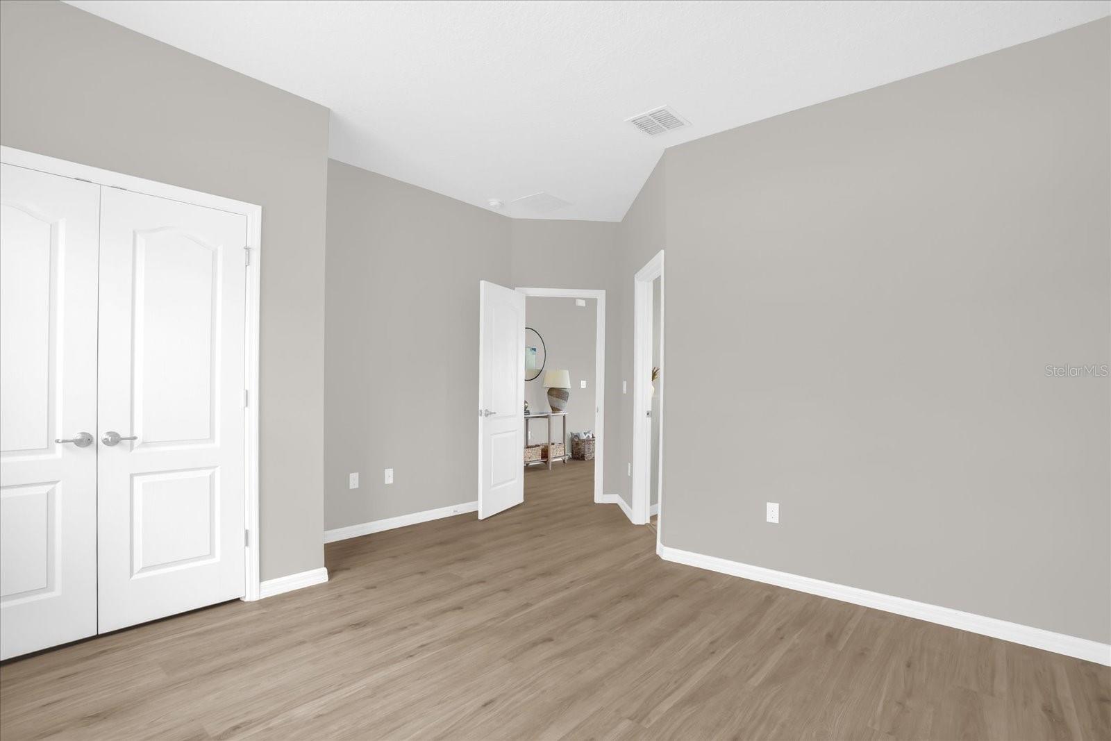 Image 17 of 29 For 4542 San Lorenzo Drive