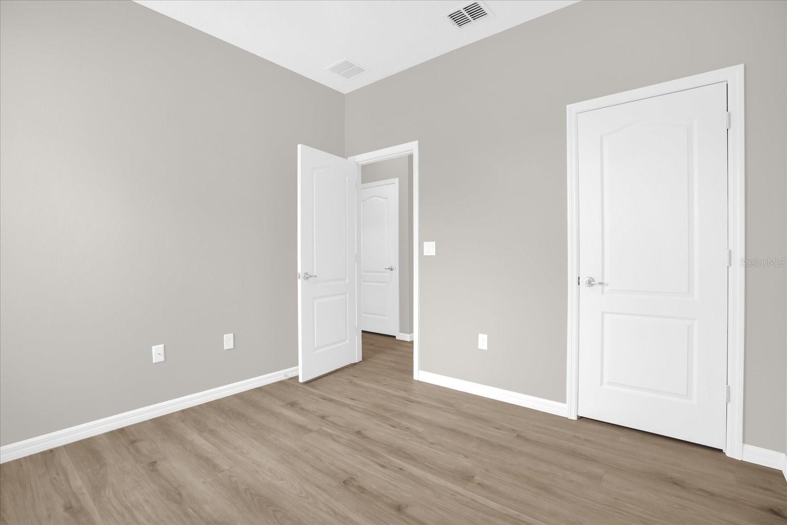 Image 20 of 29 For 4542 San Lorenzo Drive
