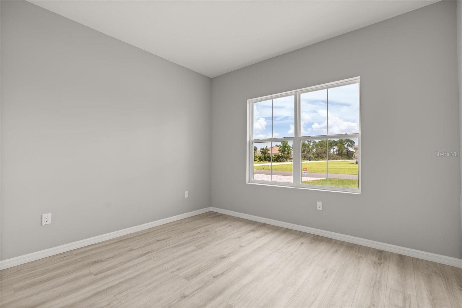 Image 24 of 31 For 4956 San Lorenzo Drive