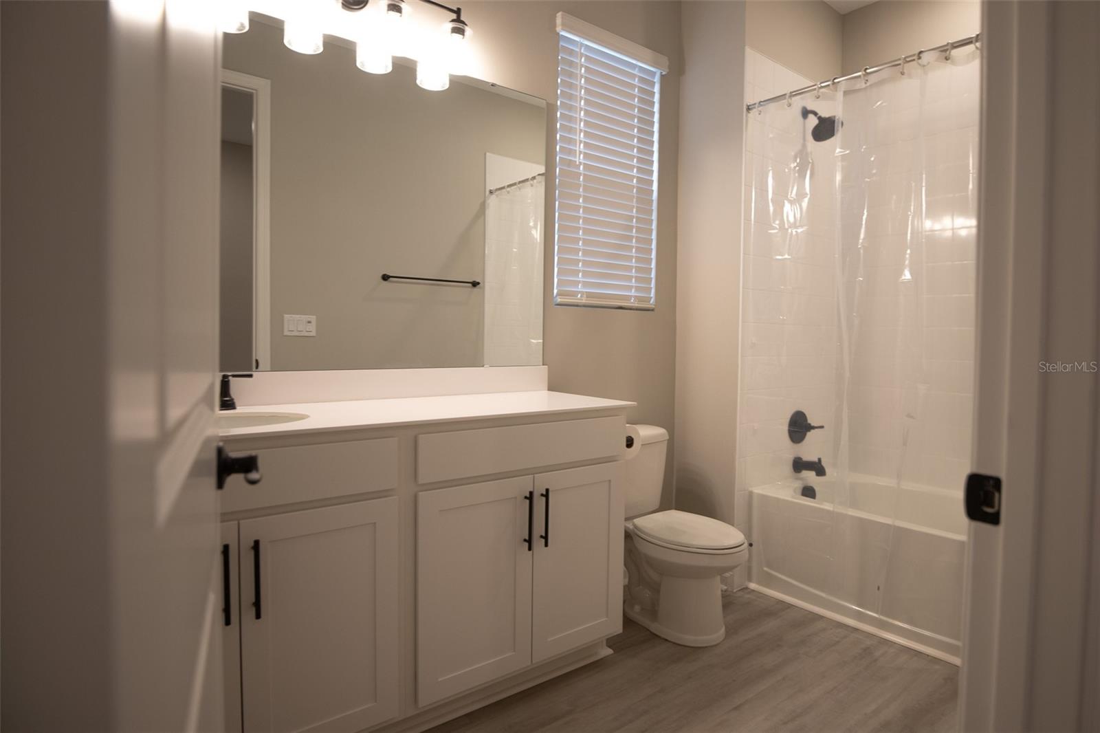 Image 2 of 9 For 2865 Cathy Boulevard