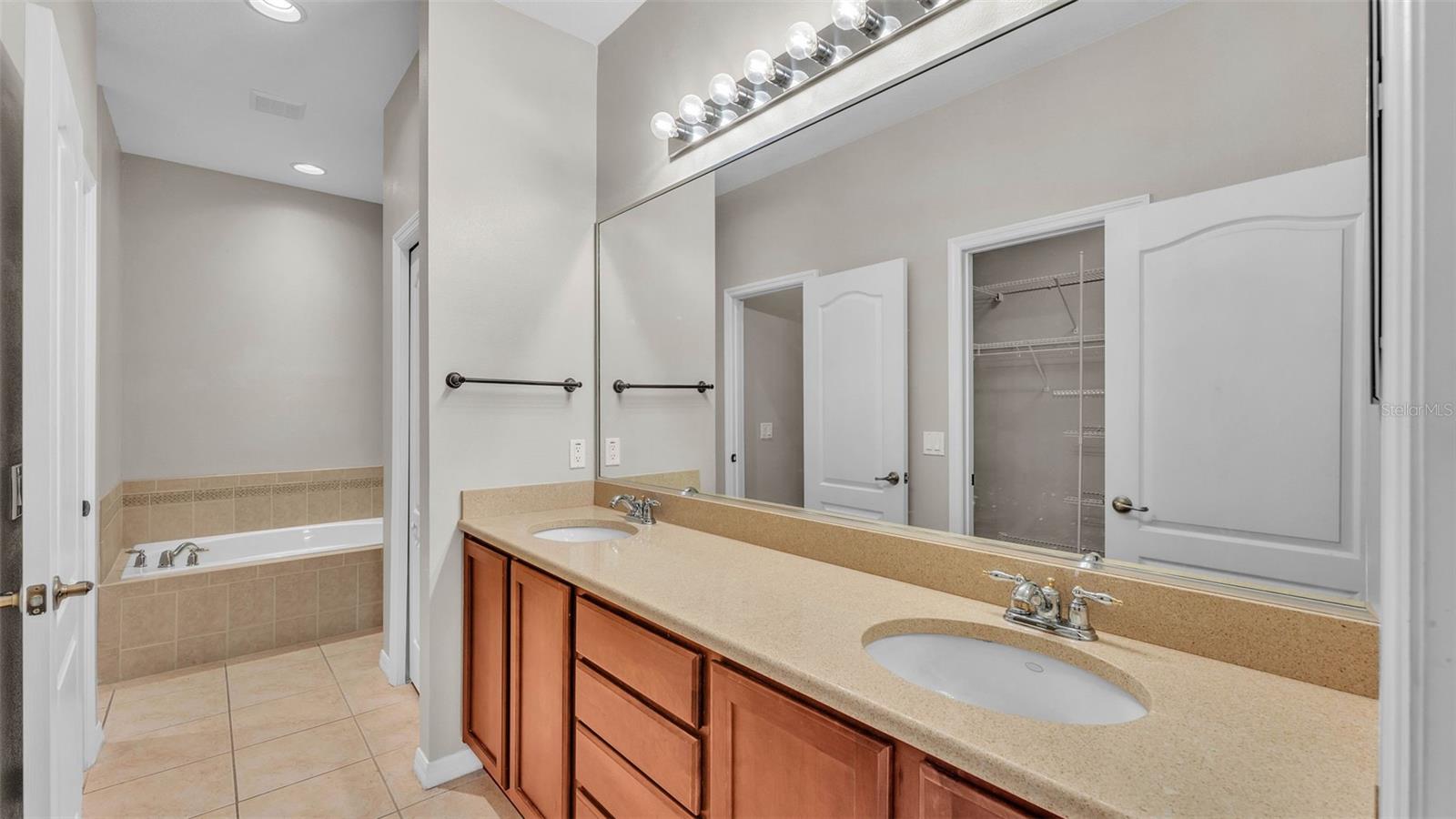 Image 16 of 41 For 6528 Sedgeford Drive