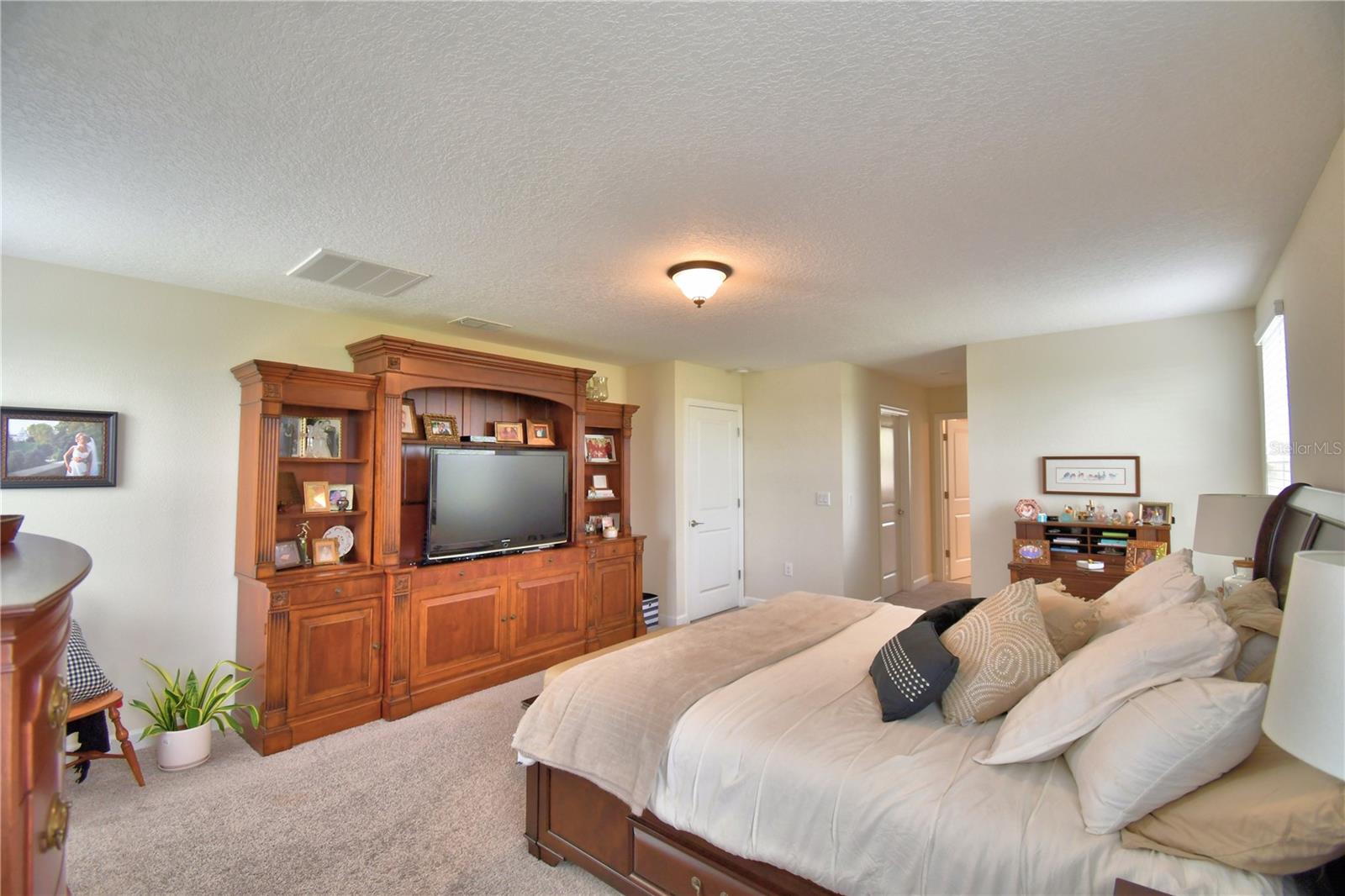 Image 42 of 82 For 1433 Bunker Drive