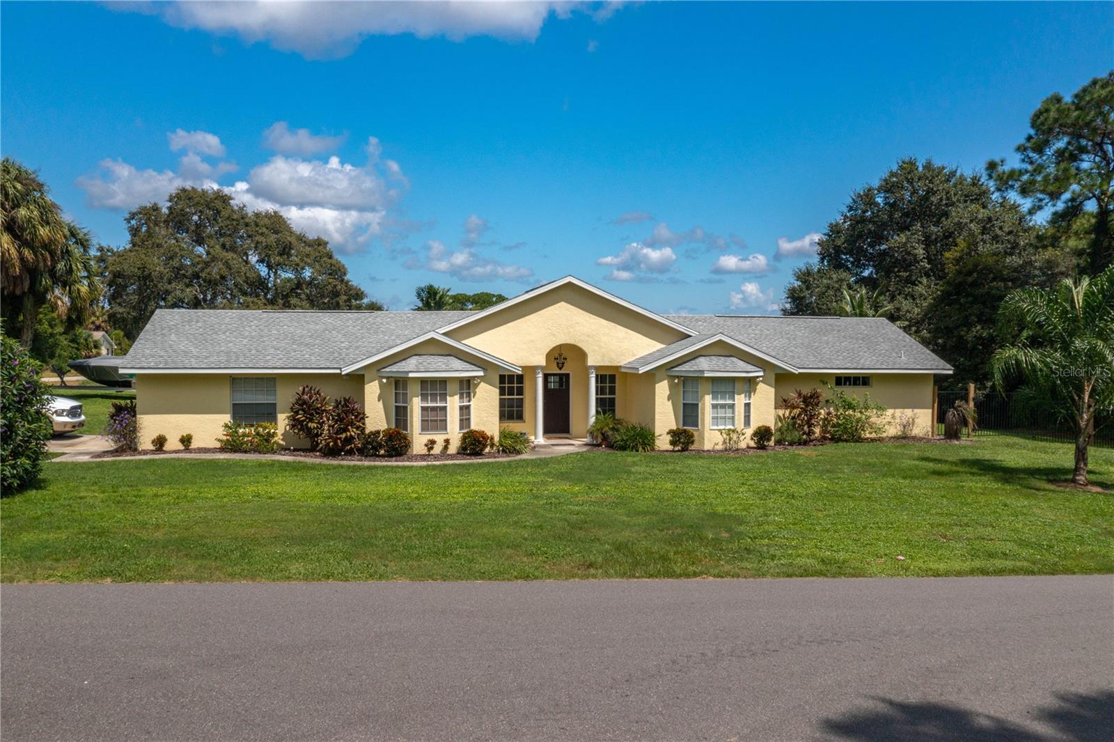 Details for 200 Anderson Street Ne, LAKE PLACID, FL 33852