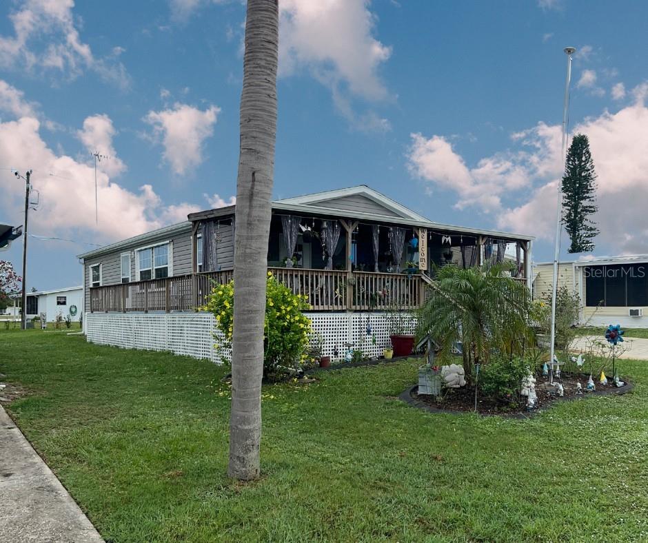 Image 3 of 29 For 1507 Caribbean Road
