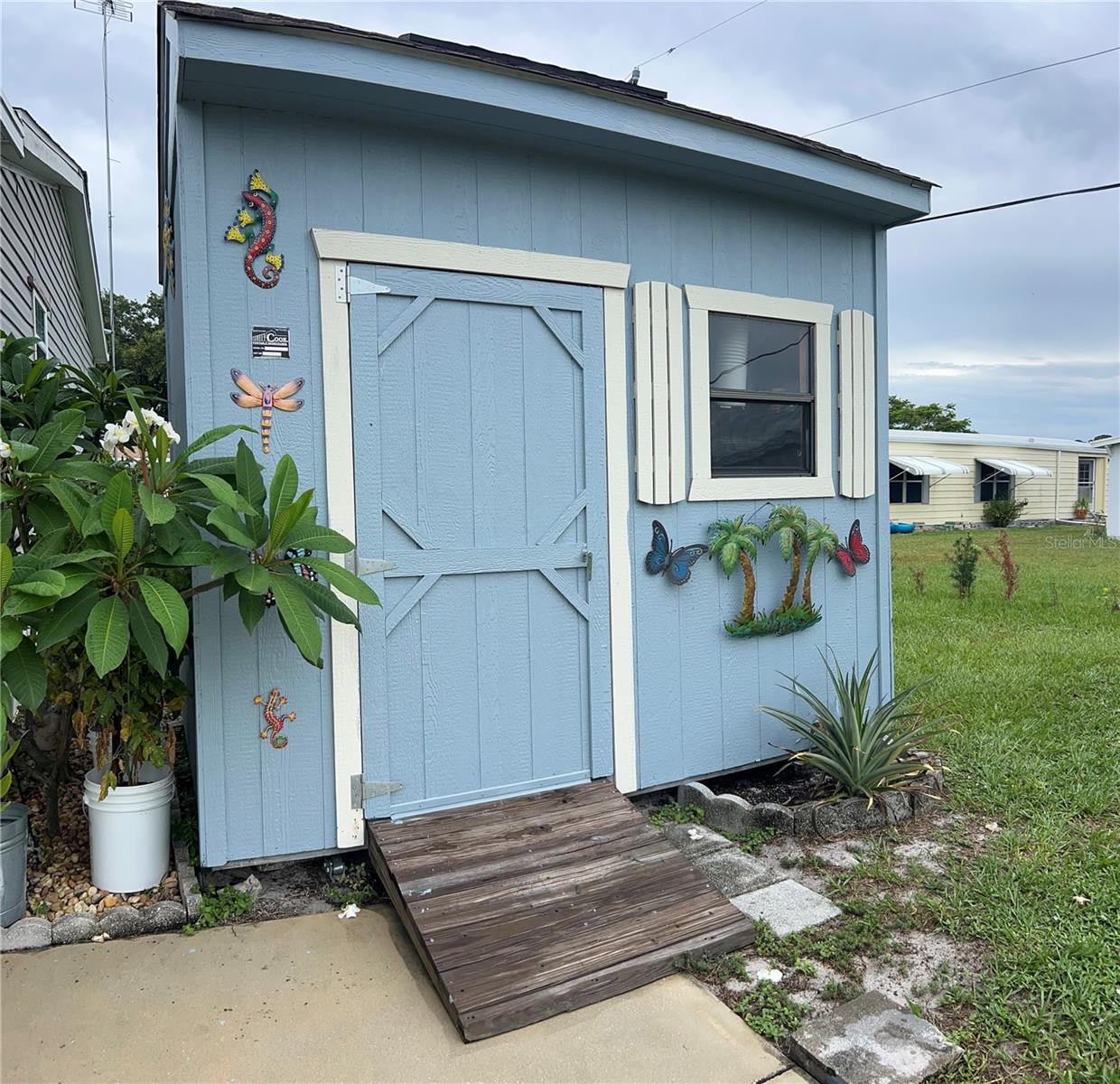 Image 9 of 29 For 1507 Caribbean Road