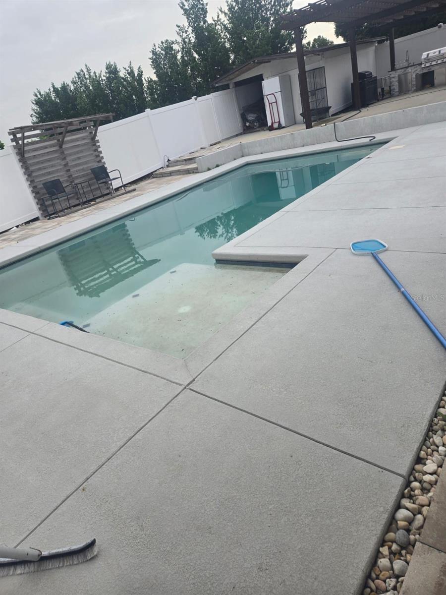Image 9 of 9 For 7929 Ashley Pointe Drive