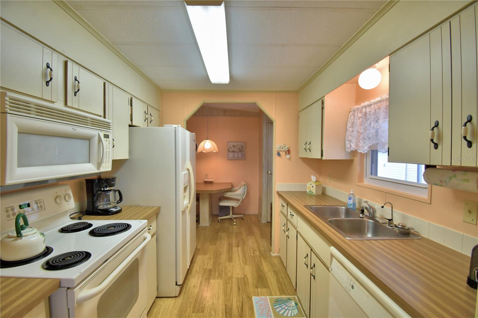 Image 13 of 65 For 4530 Redwood Street