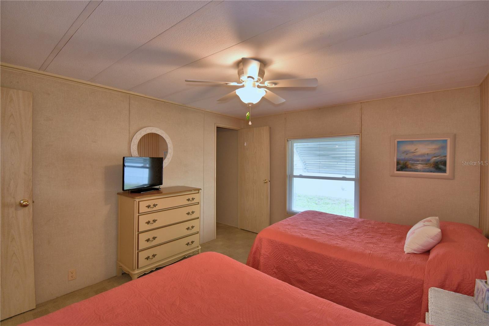 Image 41 of 65 For 4530 Redwood Street