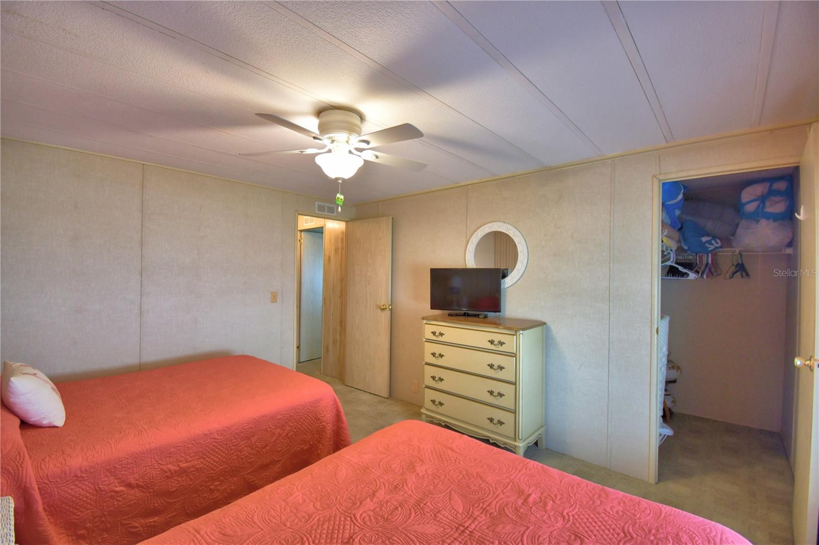 Image 43 of 65 For 4530 Redwood Street