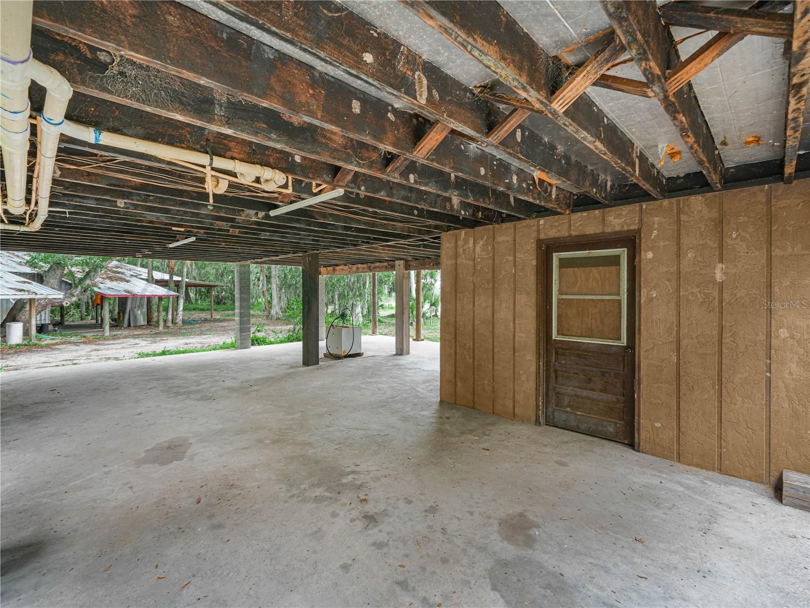 Image 28 of 38 For 2530 Arbuckle Shores Road