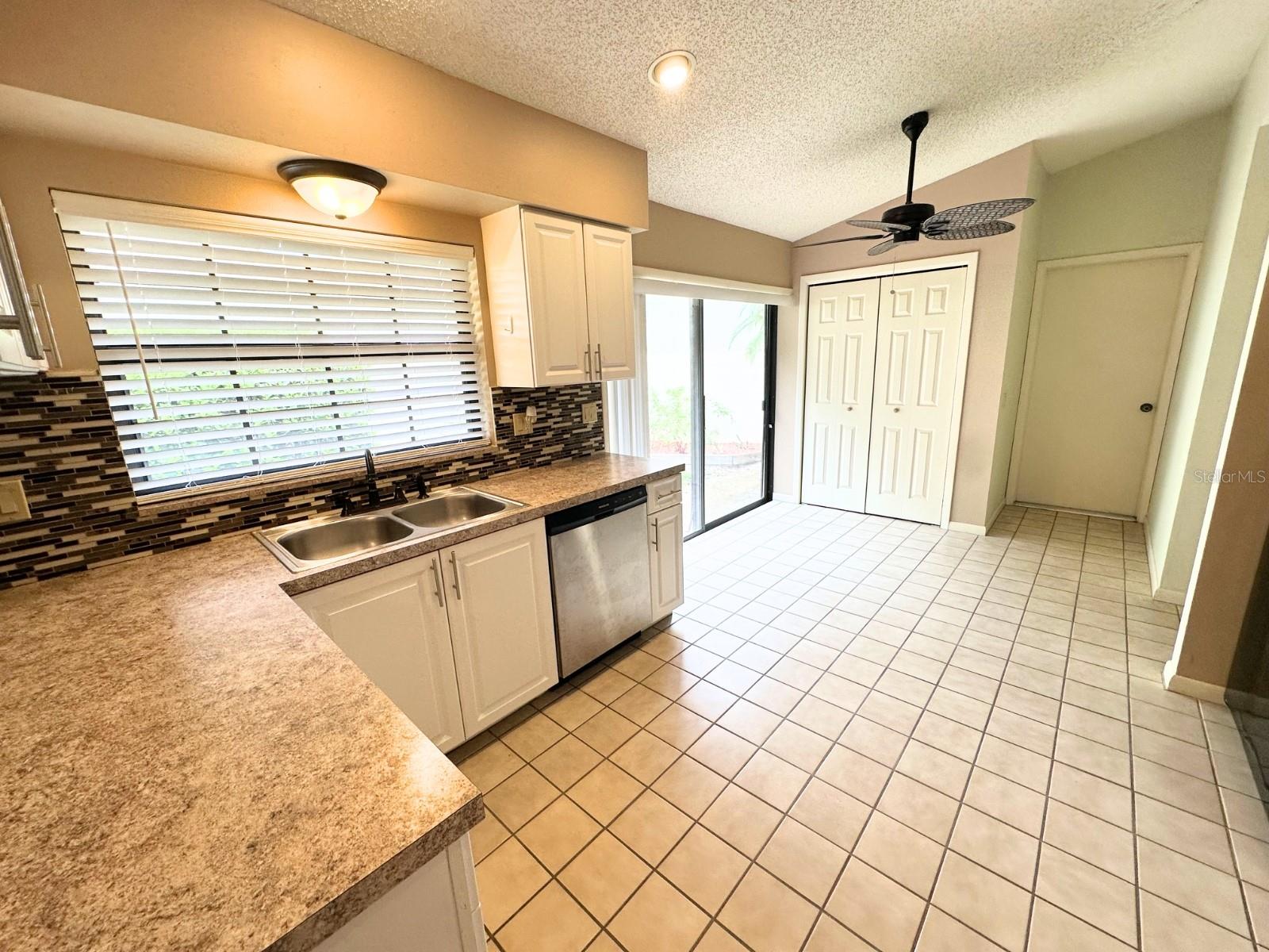 Image 5 of 28 For 3023 Silverado Terrace