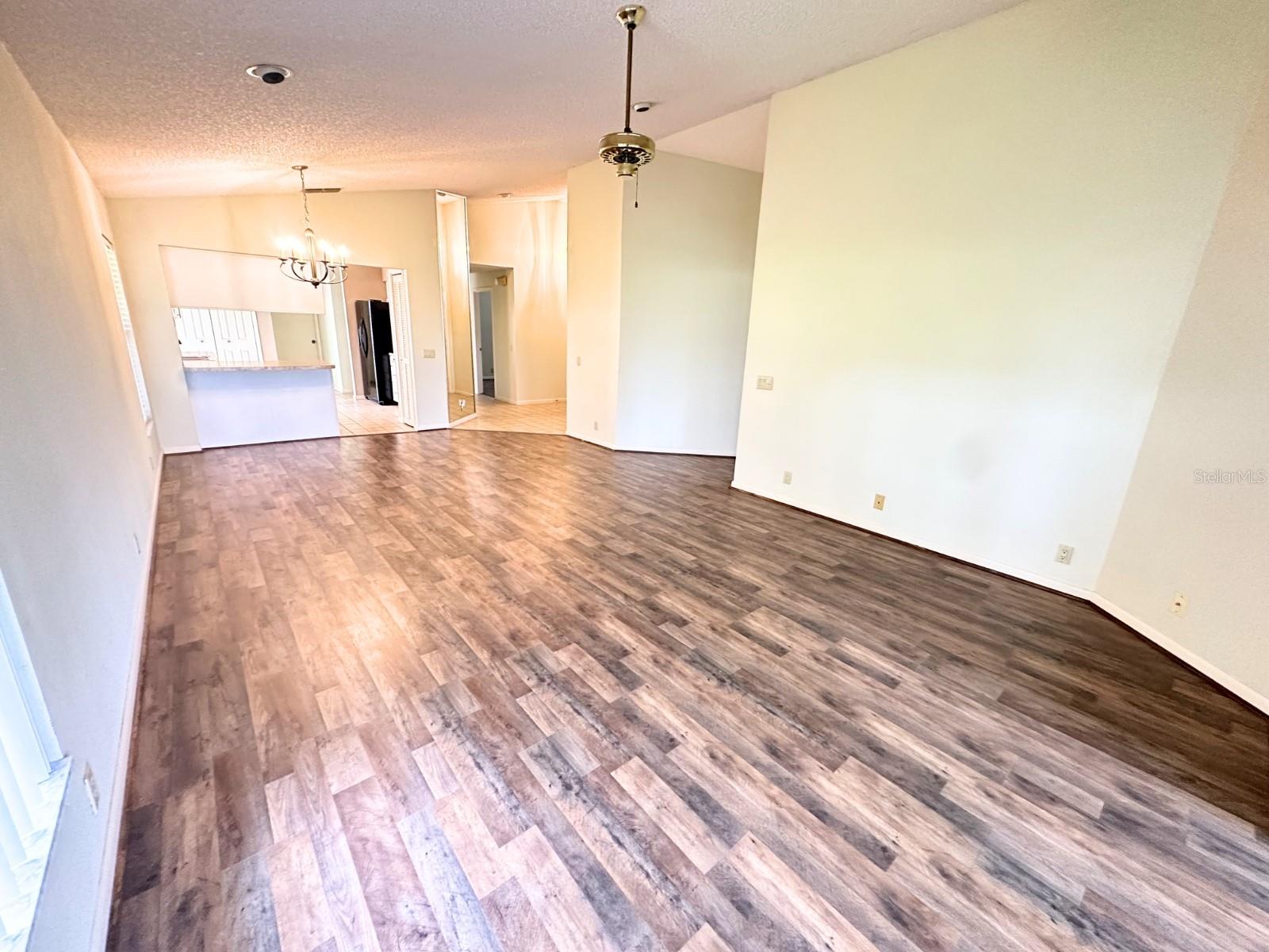 Image 7 of 28 For 3023 Silverado Terrace