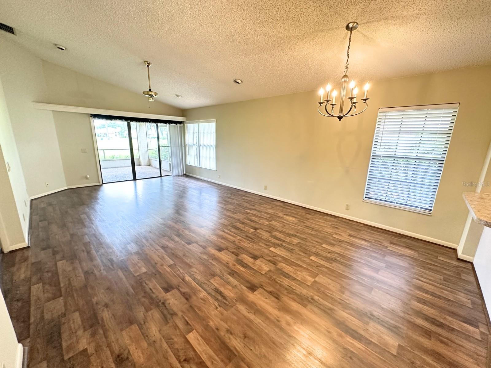 Image 9 of 28 For 3023 Silverado Terrace
