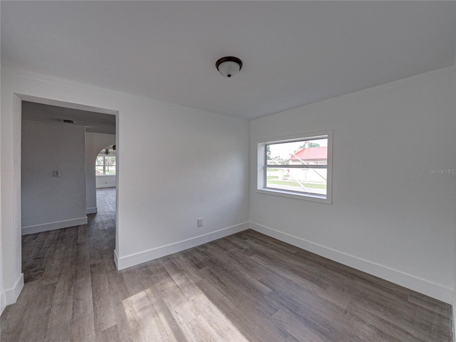 Image 18 of 31 For 602 Laura Street