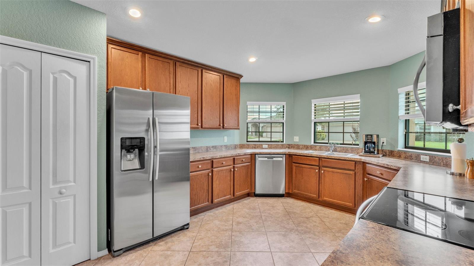 Image 19 of 39 For 1765 Kingsmill Drive