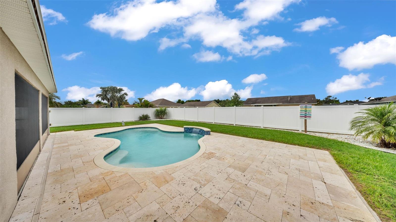 Image 9 of 39 For 1765 Kingsmill Drive
