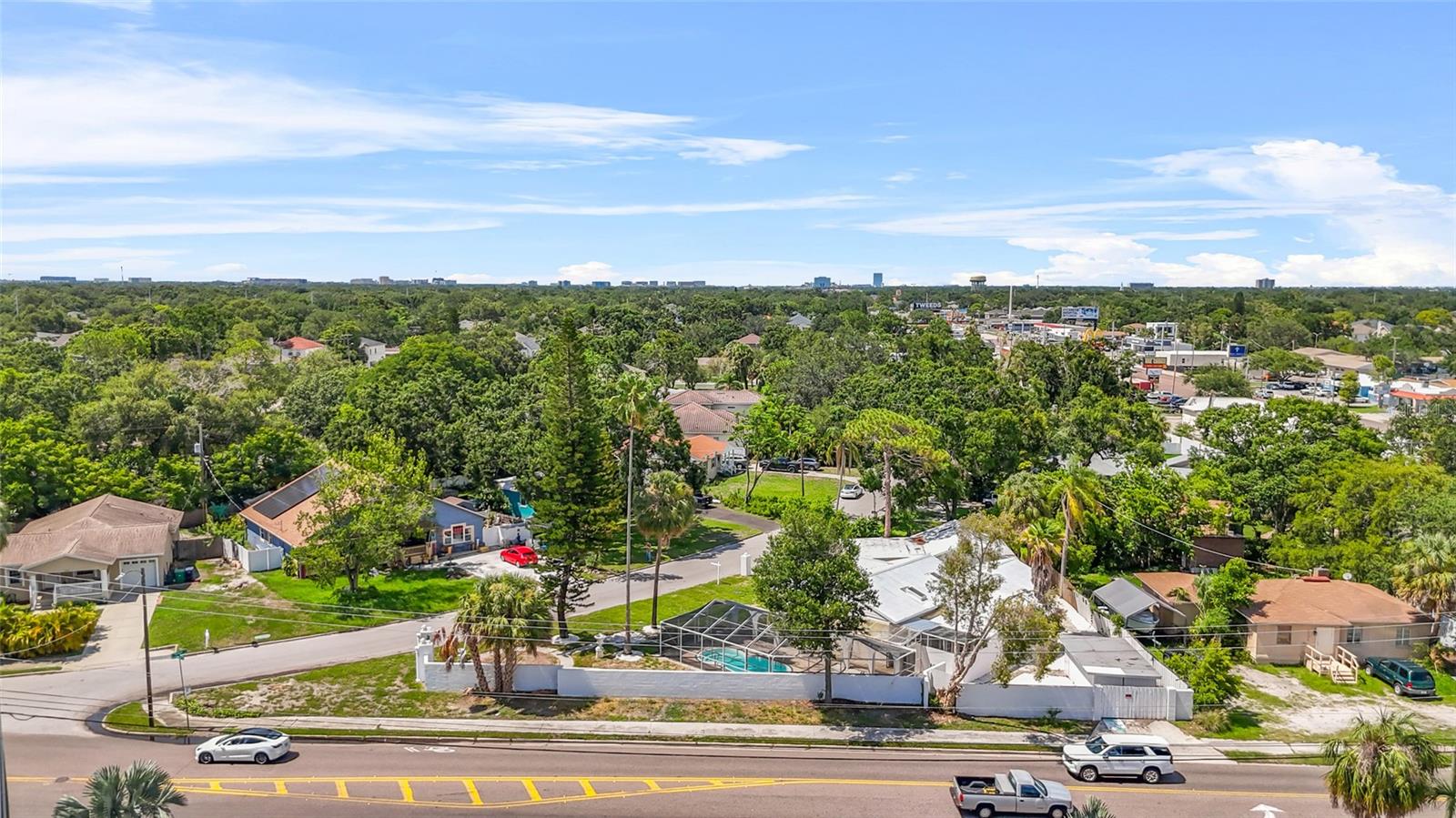 Listing photo id 41 for 3620 Tampa Circle