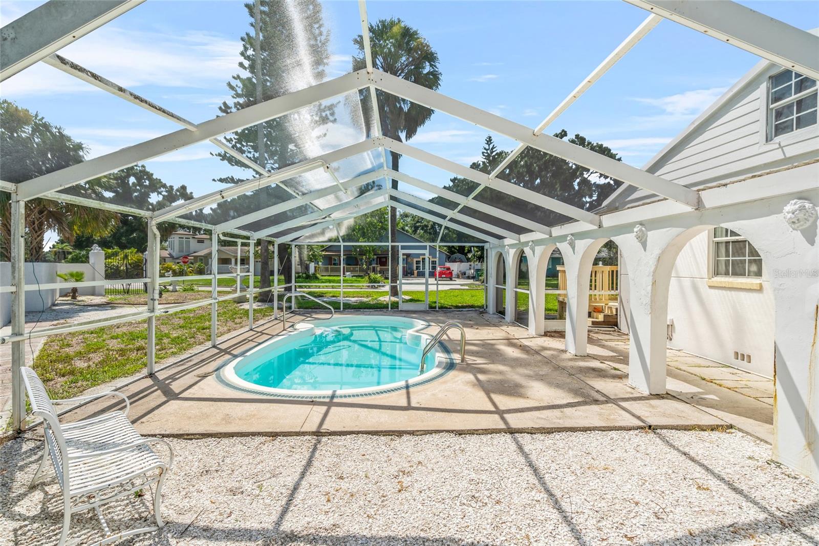 Listing photo id 42 for 3620 Tampa Circle