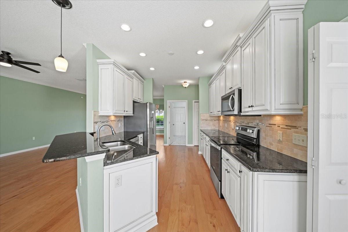 Image 28 of 82 For 4254 Berwick Drive