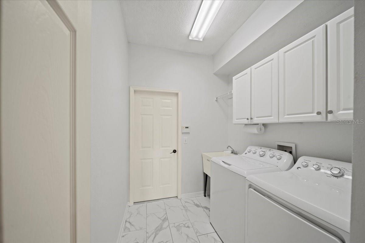 Image 33 of 82 For 4254 Berwick Drive