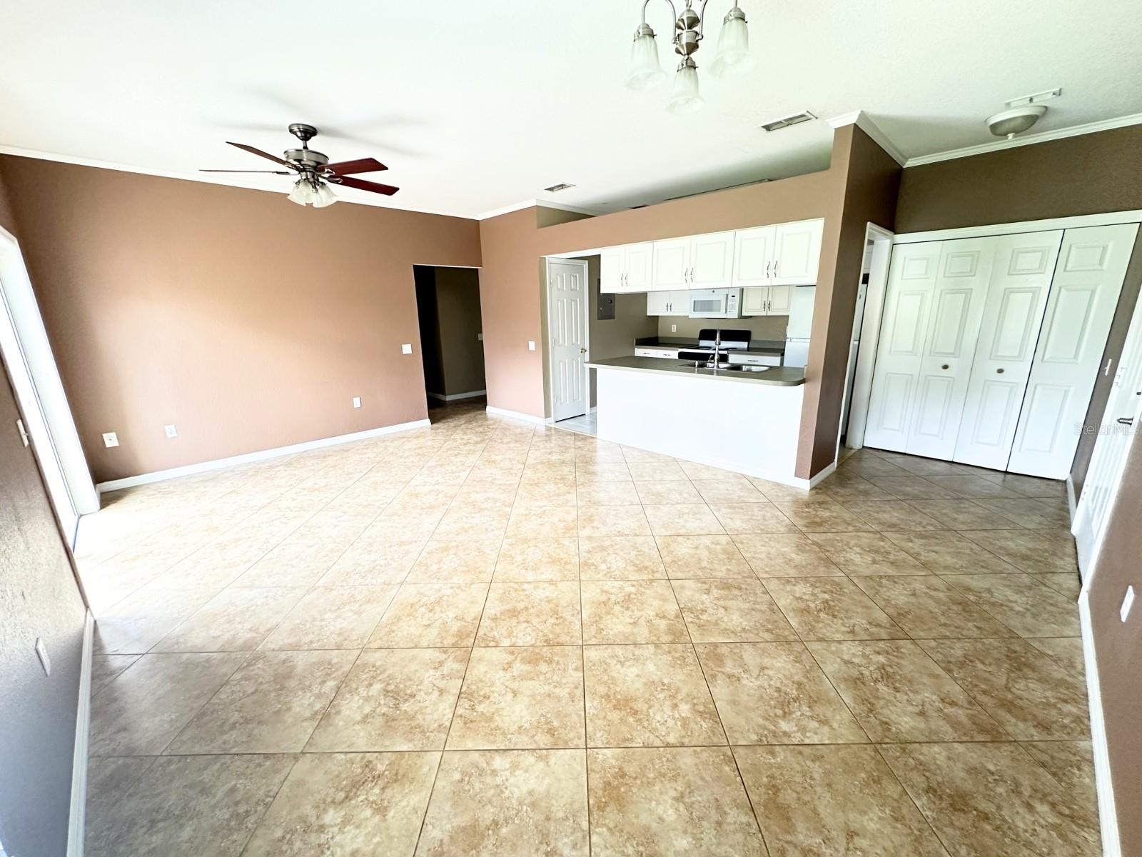 Image 3 of 25 For 1003 Eagle Pond Drive 1003