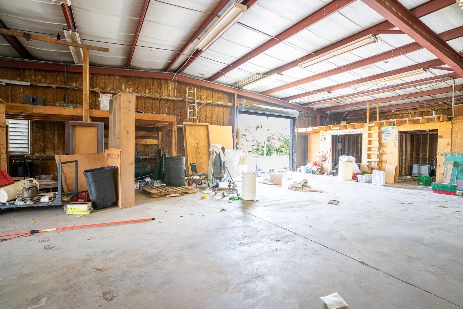 Image 13 of 20 For 220 Davenport Boulevard