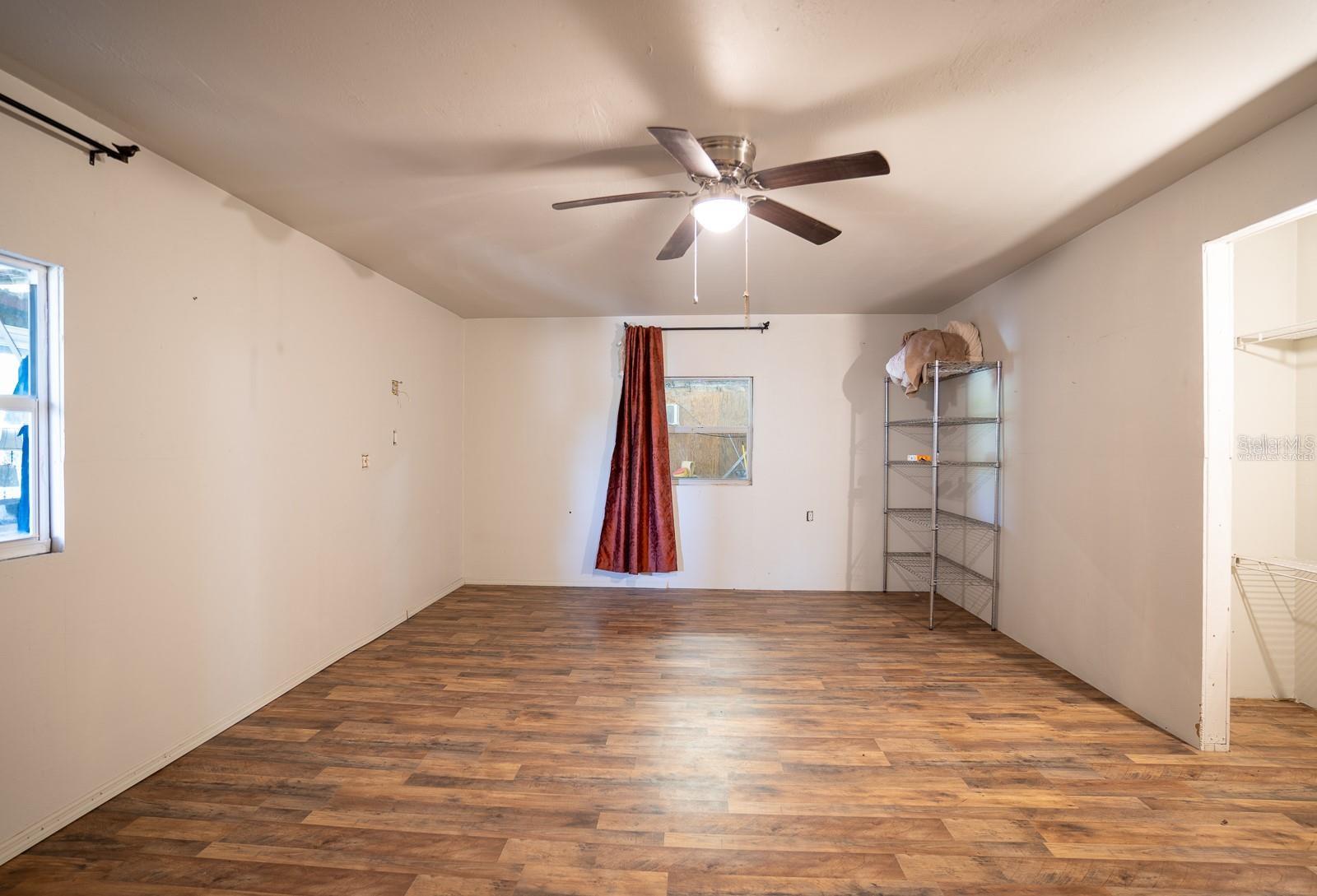 Image 18 of 20 For 220 Davenport Boulevard