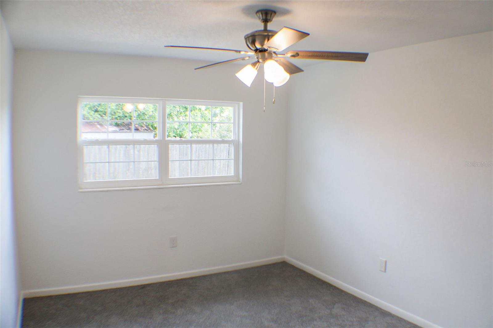 Image 17 of 28 For 1476 Avenue F Ne