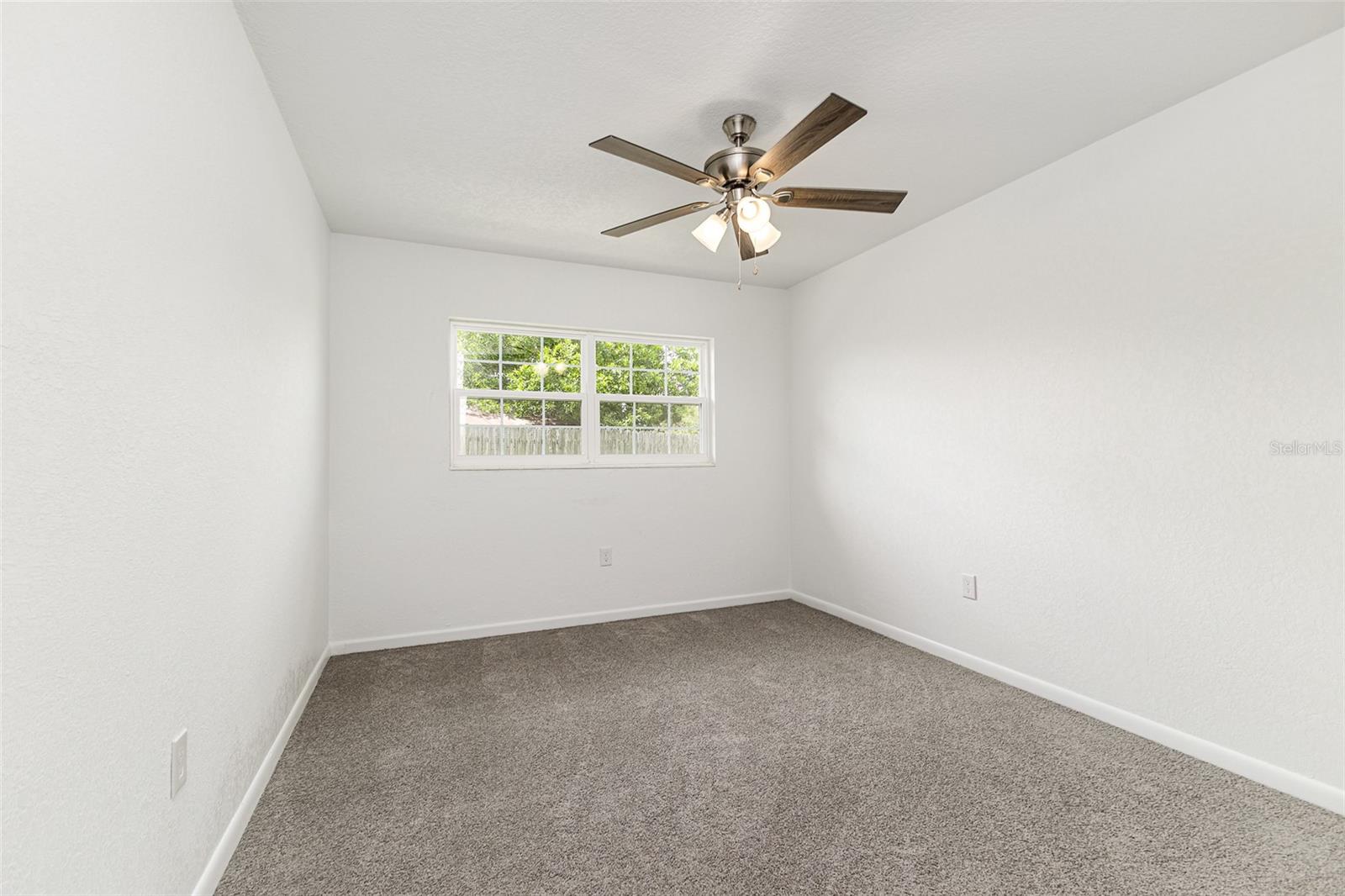 Image 29 of 40 For 1476 Avenue F Ne