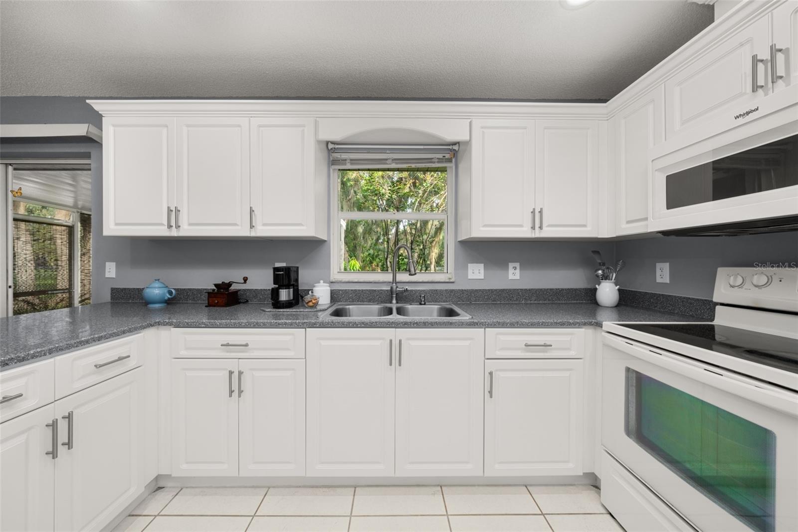 Image 6 of 31 For 6032 Candler Terrace