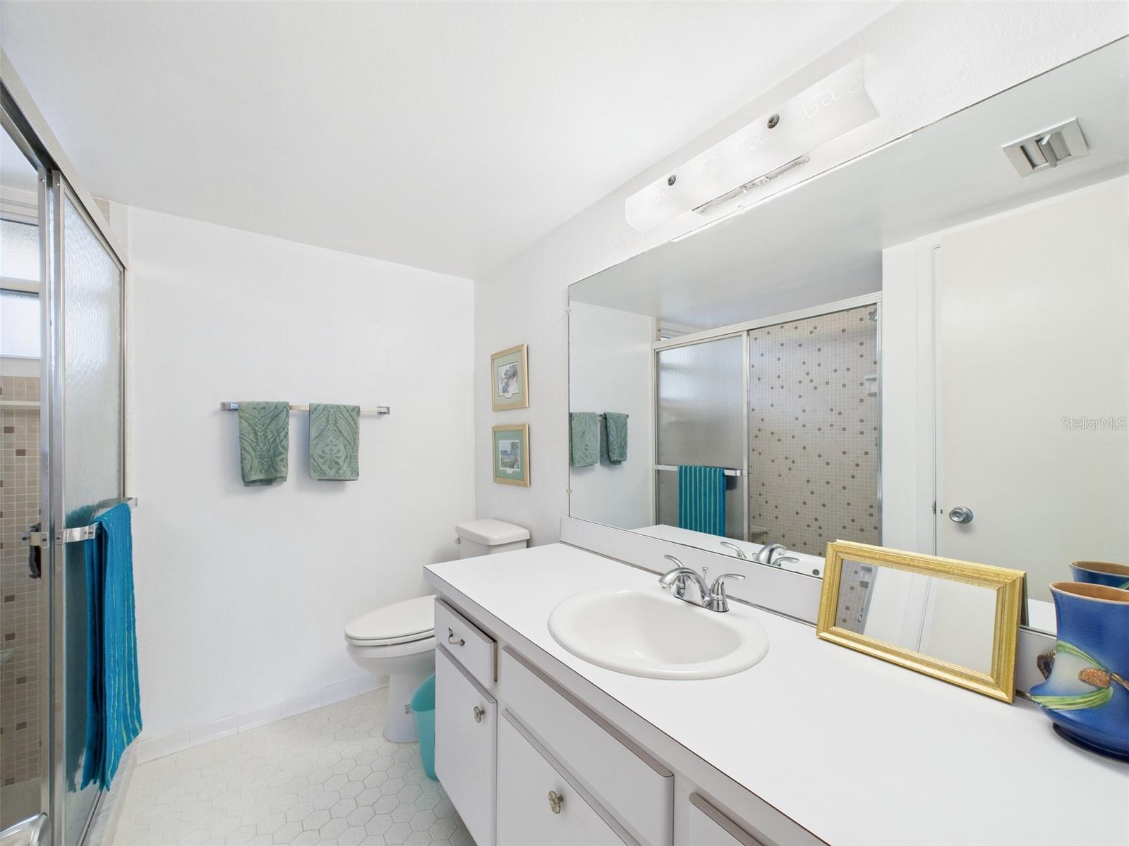 Image 29 of 65 For 700 Mirror Terrace Nw 702