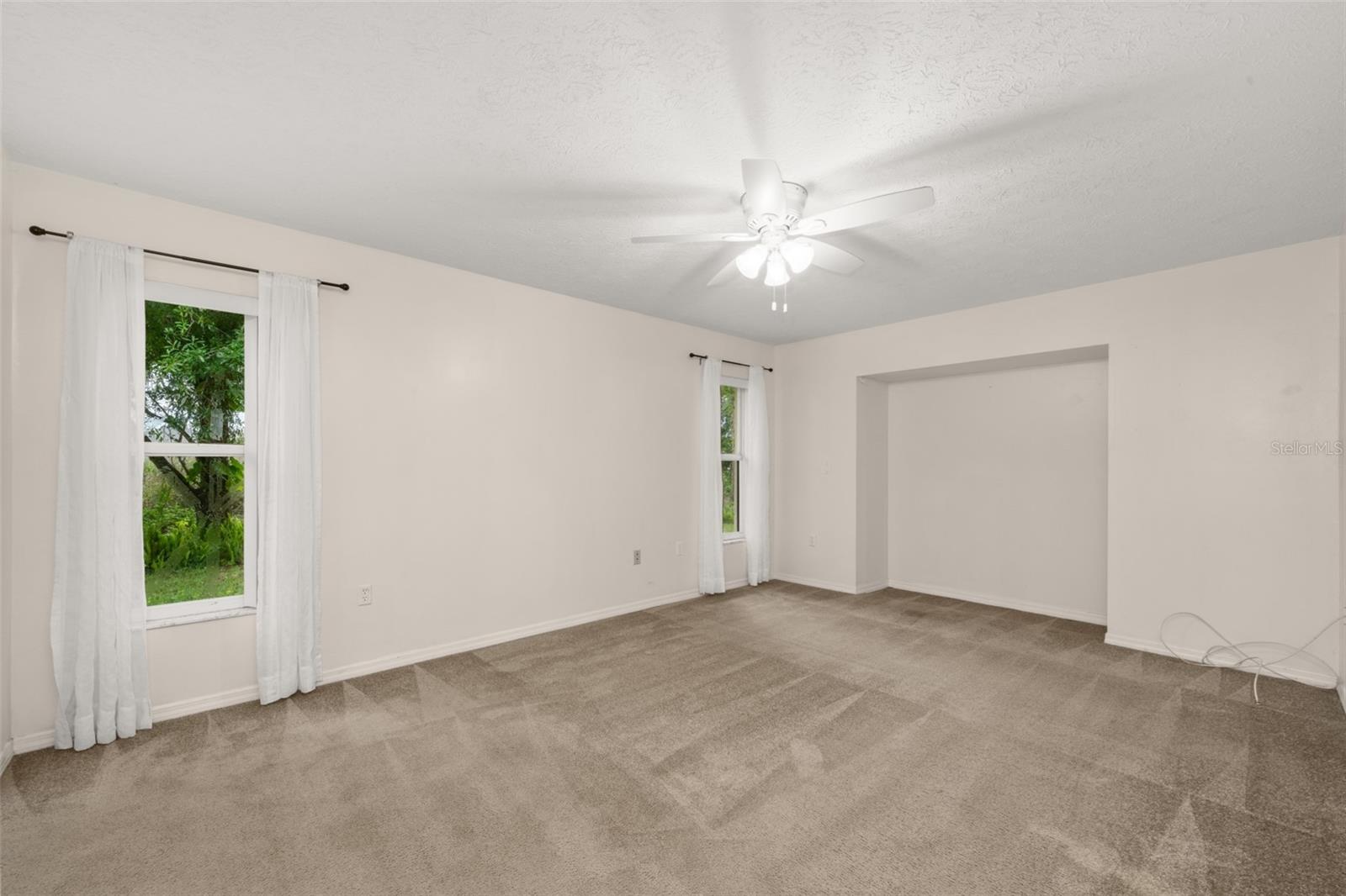 Image 16 of 63 For 2706 Monza Drive