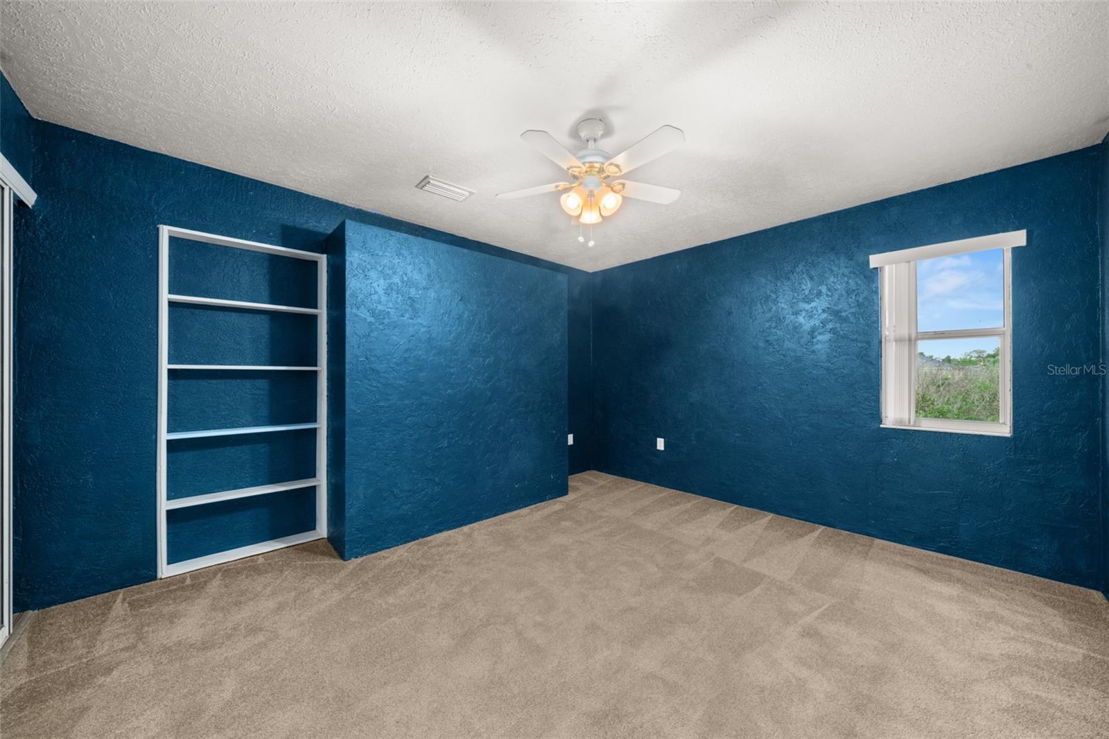 Image 36 of 63 For 2706 Monza Drive