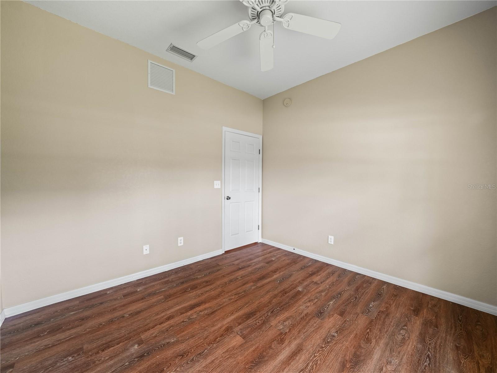 Image 20 of 43 For 1507 Eagle Pond Drive 1507