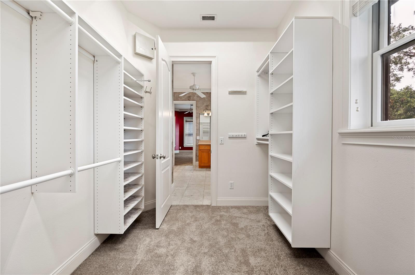Image 36 of 55 For 105 Woden Way