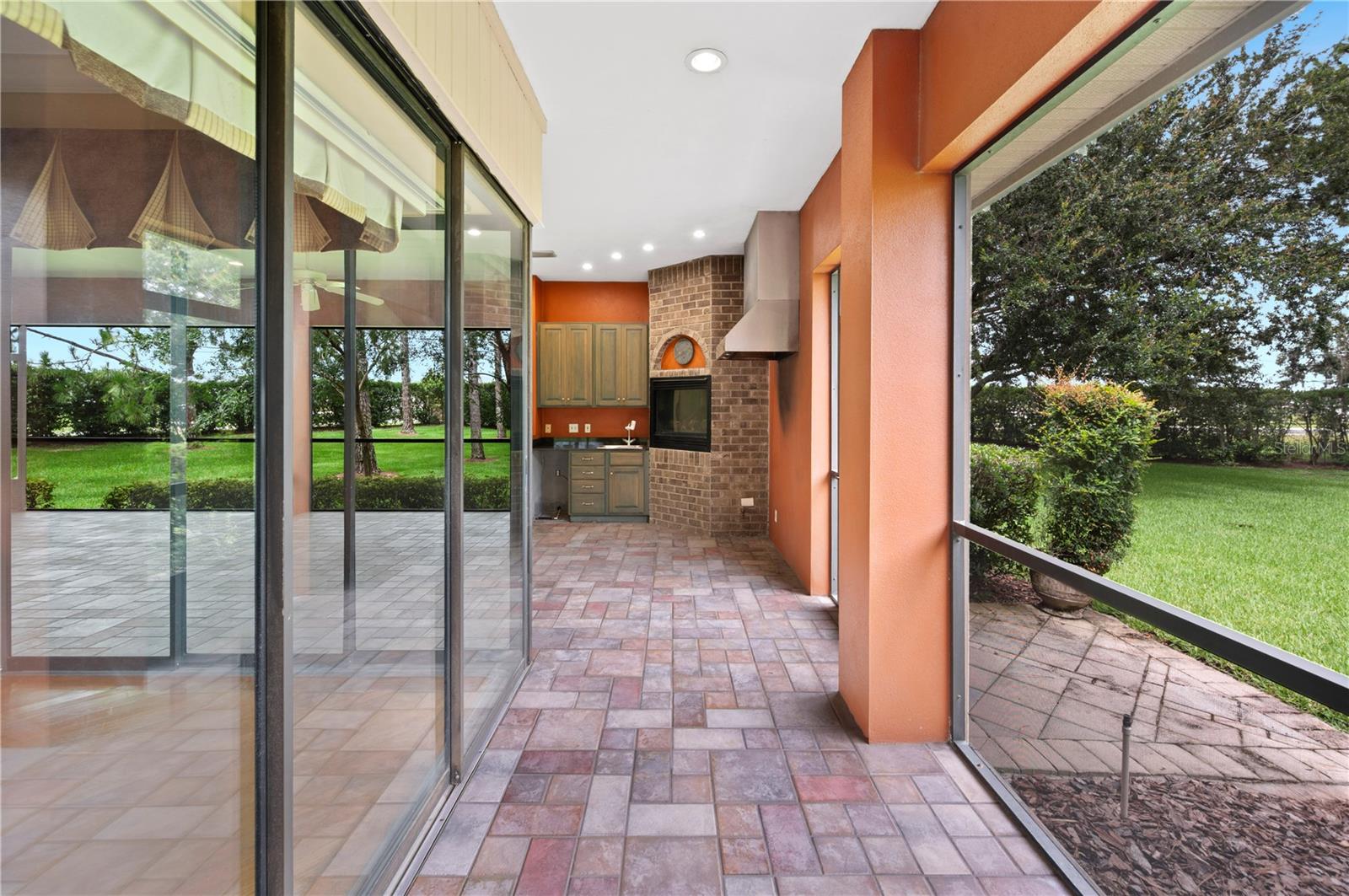 Image 38 of 55 For 105 Woden Way