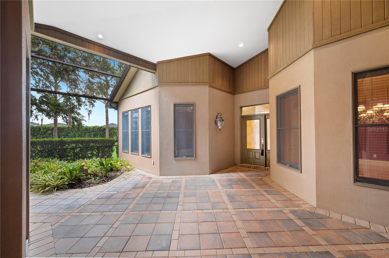 Image 9 of 55 For 105 Woden Way