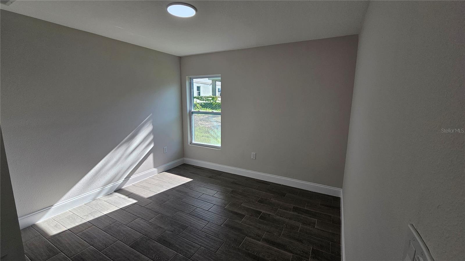Image 16 of 16 For 602 Lime Avenue