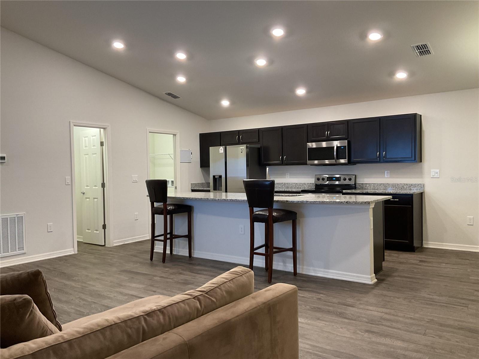 Image 7 of 25 For 565 Vittorio Drive