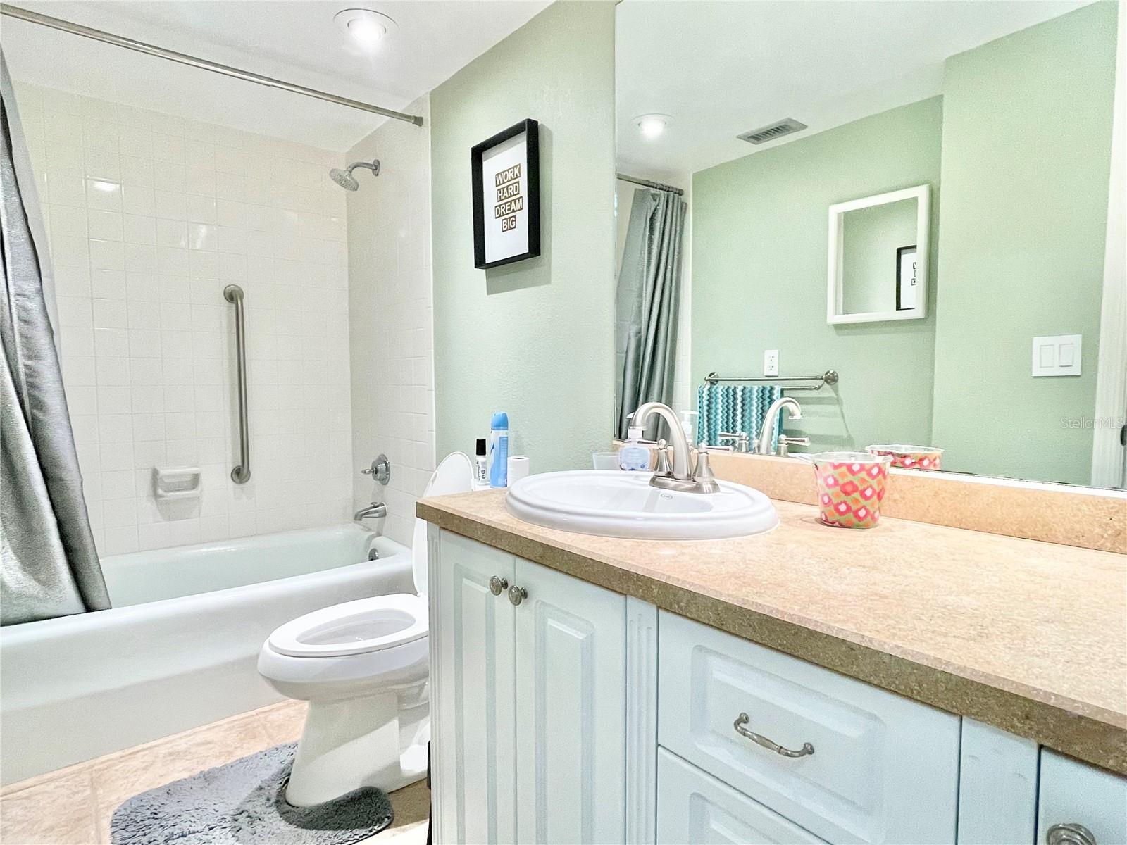 Image 17 of 25 For 1776 6th Street Nw  709