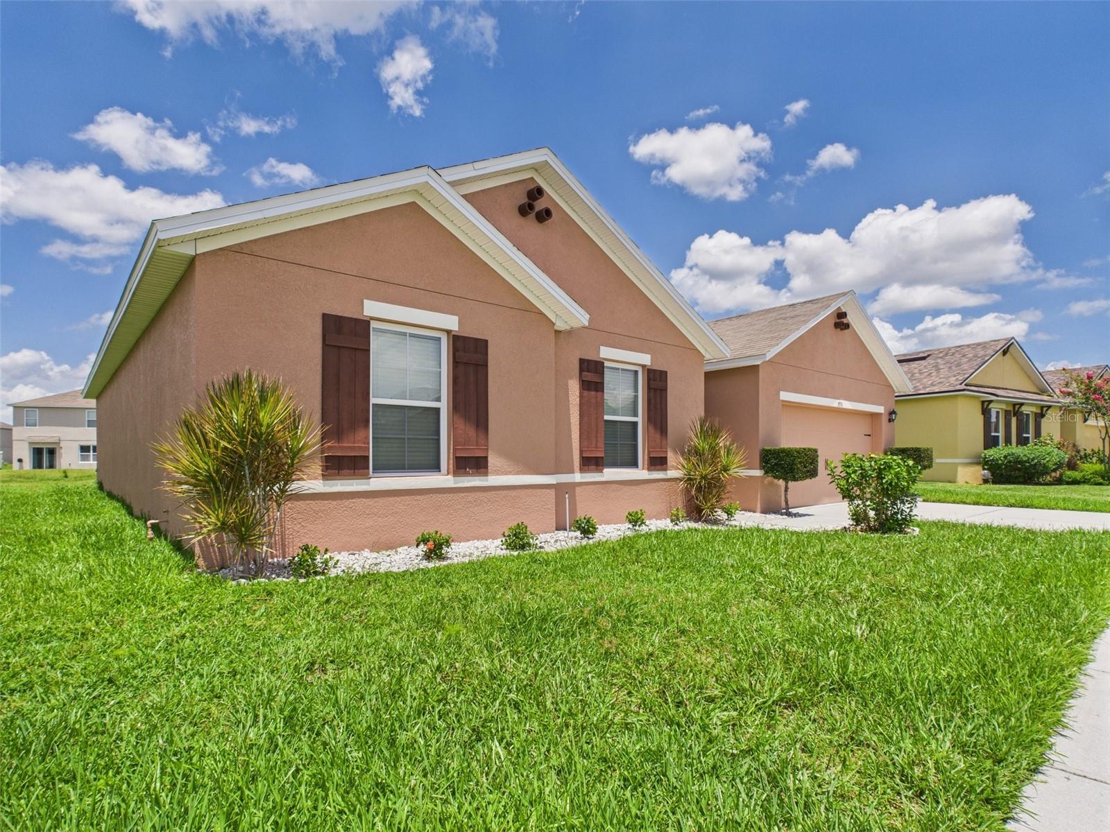 Image 51 of 57 For 5751 Lakeside Landings Boulevard