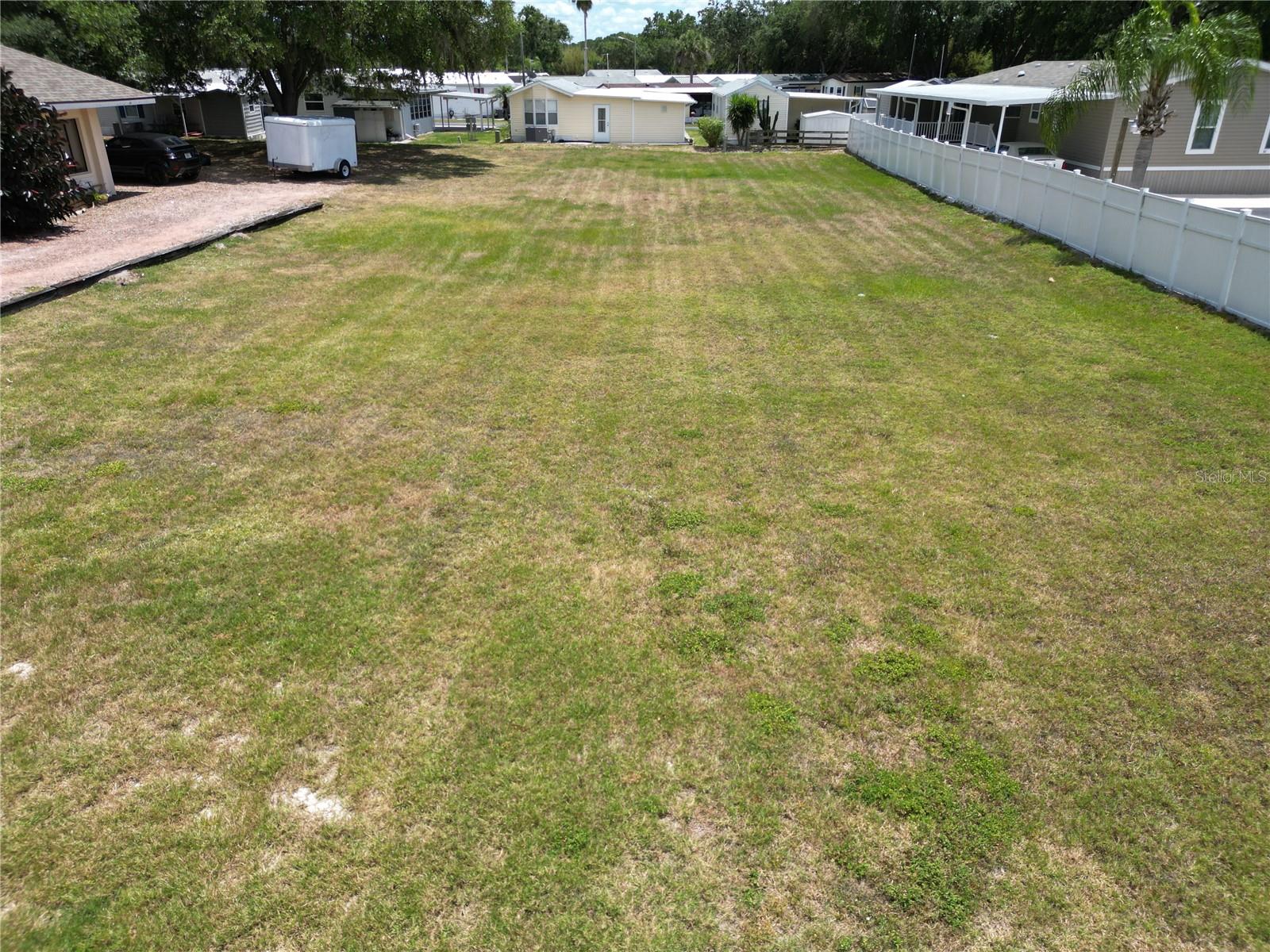 Image 5 of 8 For  Dundee Road 